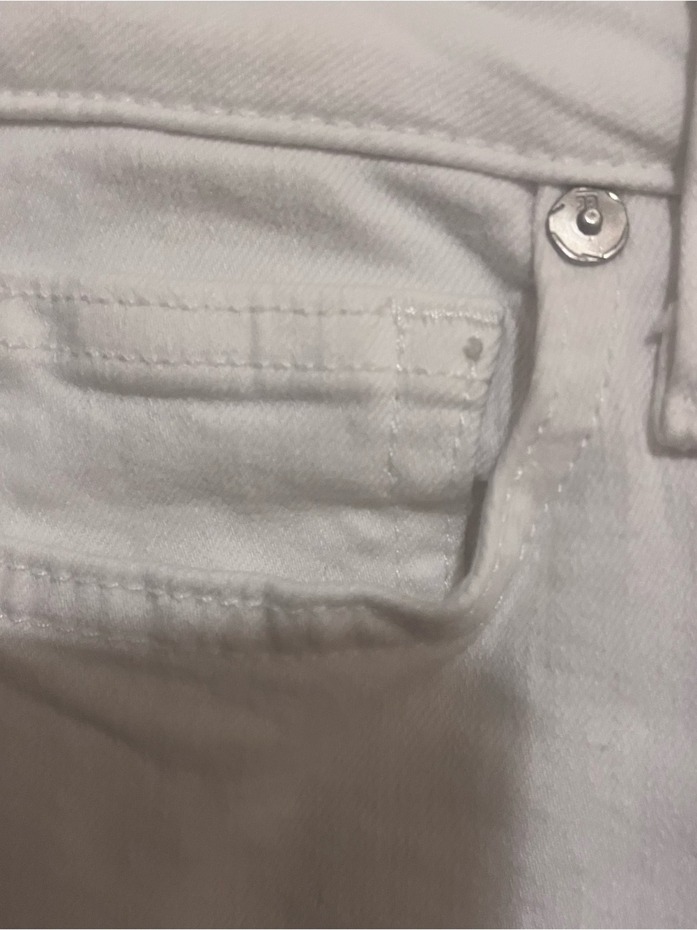 Joe's Jeans White Cropped Slim Jeans
B160-c18/6/1/26 - Picture 4 of 6